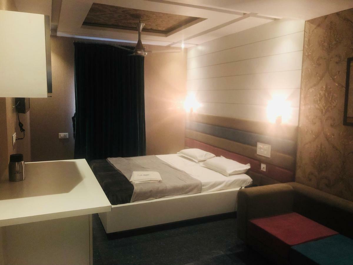 C.M. Hotel Pennagaram Екстер'єр фото